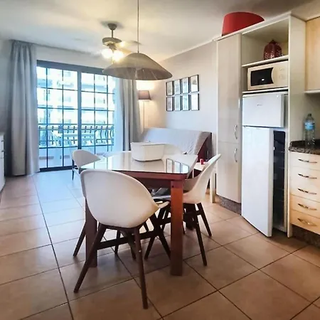 Apartment Diamantes 118 *